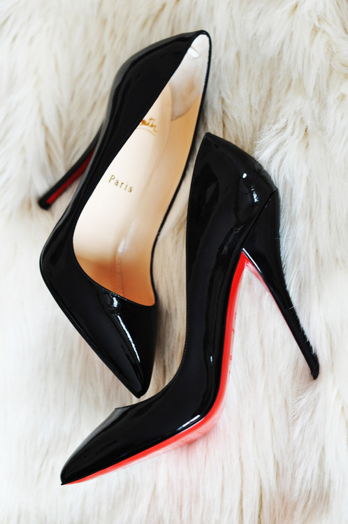 Louis Vuitton Classic Black Heels With Red Bottom